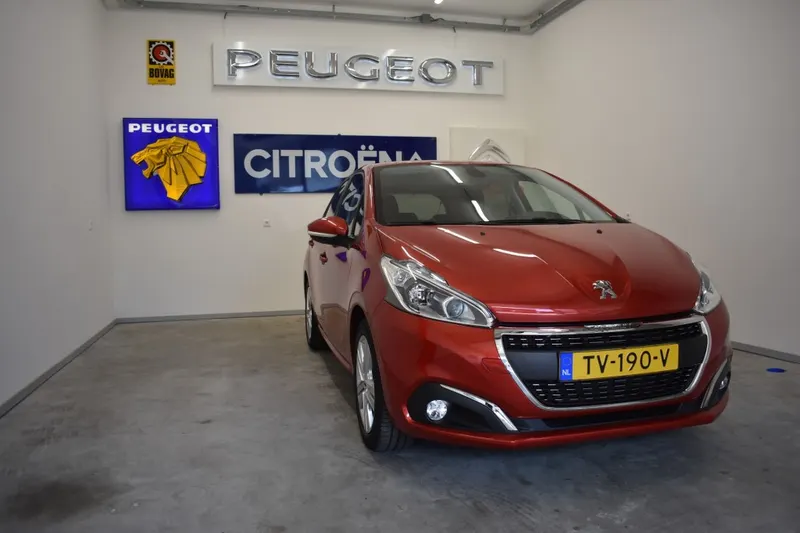 Peugeot 208 (2018)