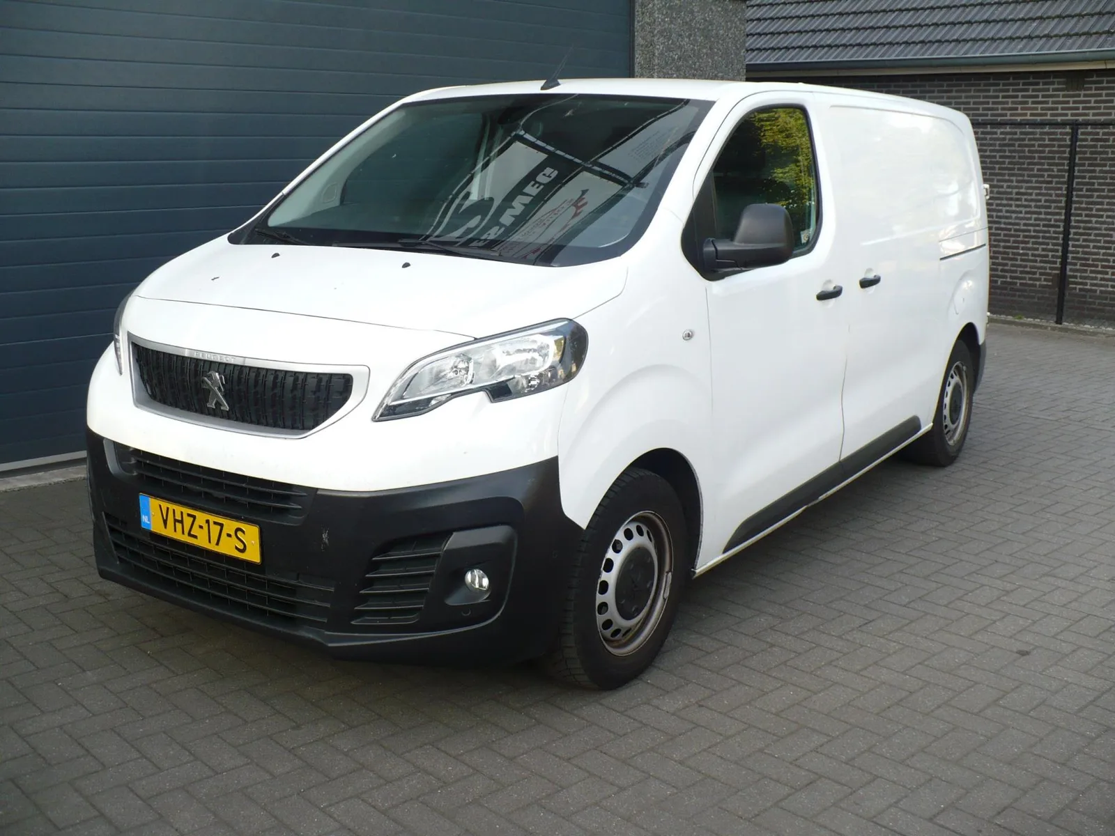 Peugeot Expert (2021) — foto 1