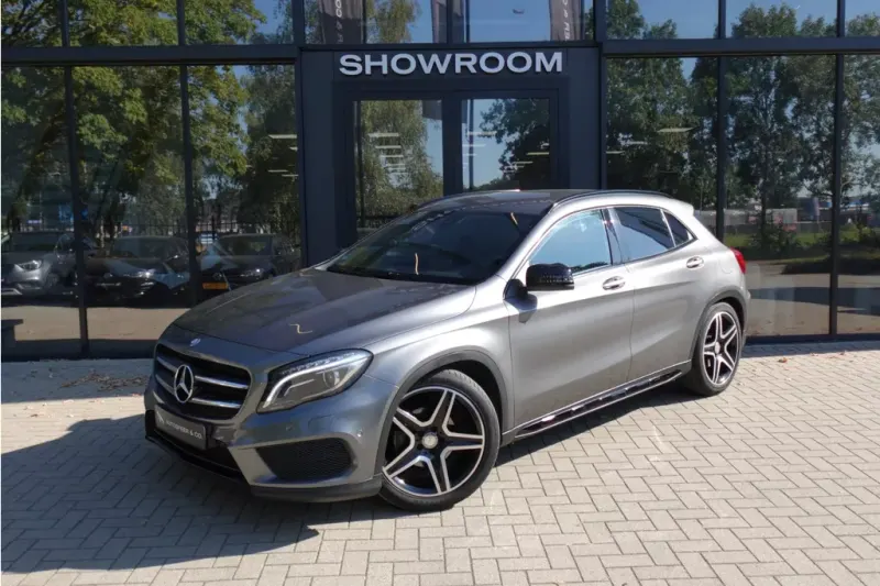 Mercedes-Benz GLA (2016)
