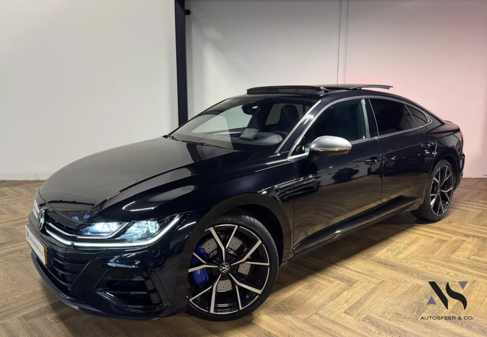 Volkswagen Arteon (2023) — foto 1