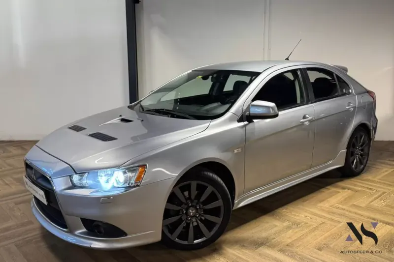 Mitsubishi Lancer (2009)