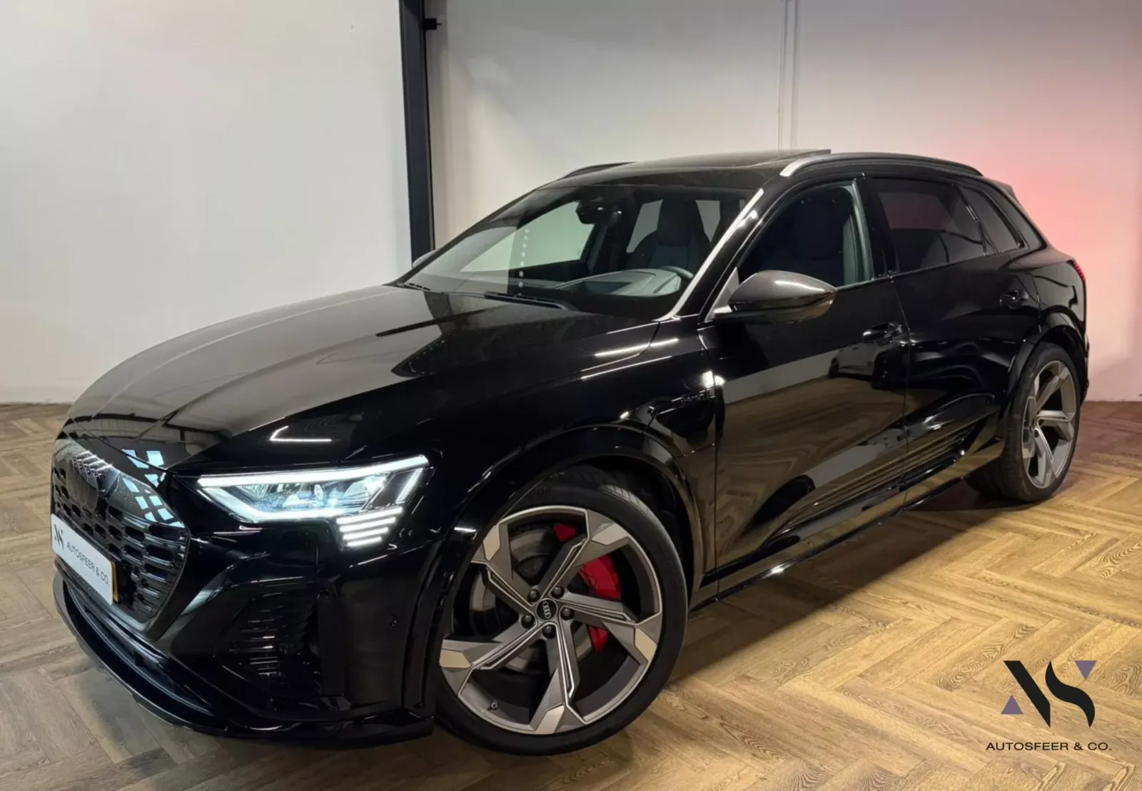 Audi Q8 (2024) — foto 1
