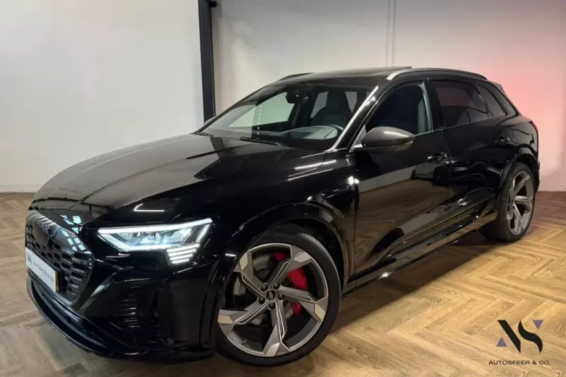 Audi Q8 e-tron (2024)