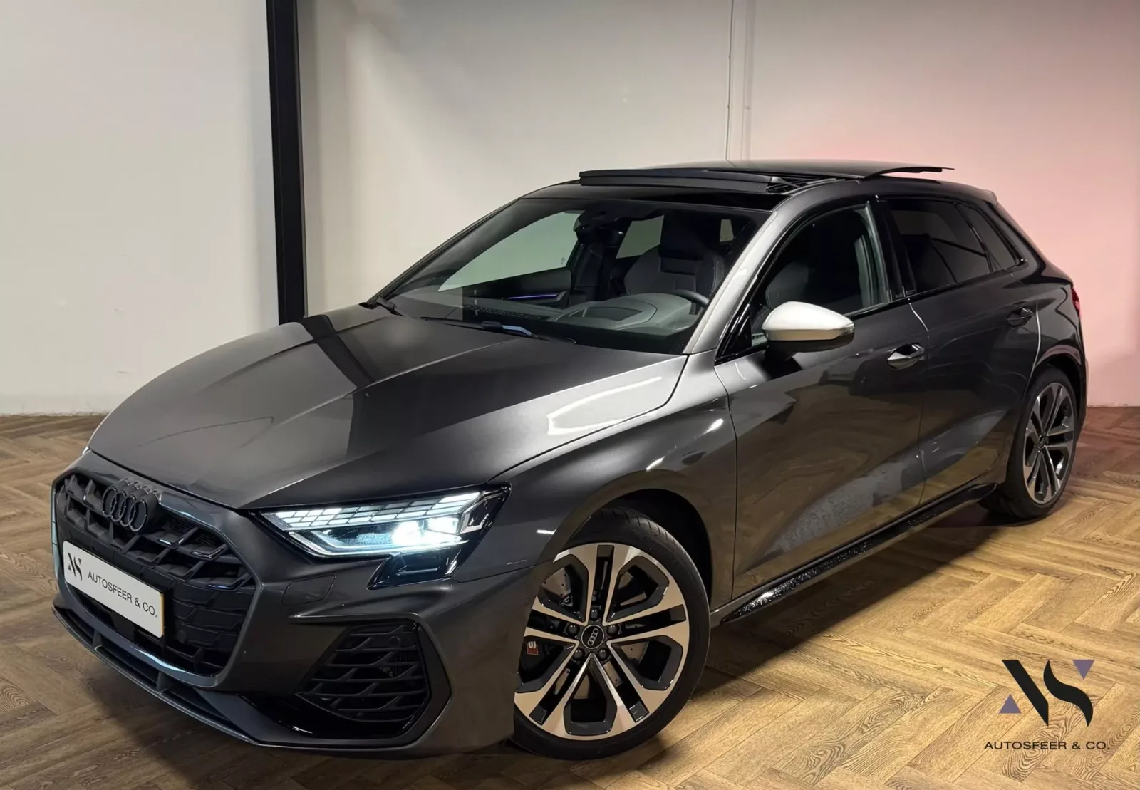 Audi S3 (2024) — foto 1