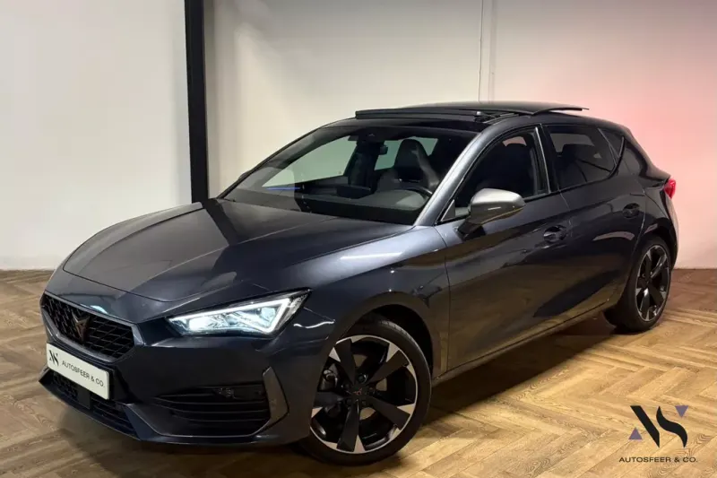 CUPRA Leon (2023)