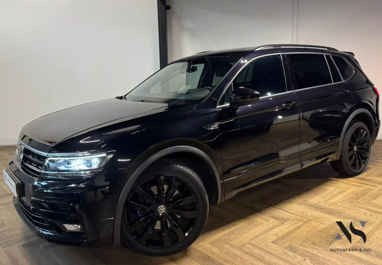 Volkswagen Tiguan (2021) — foto 1