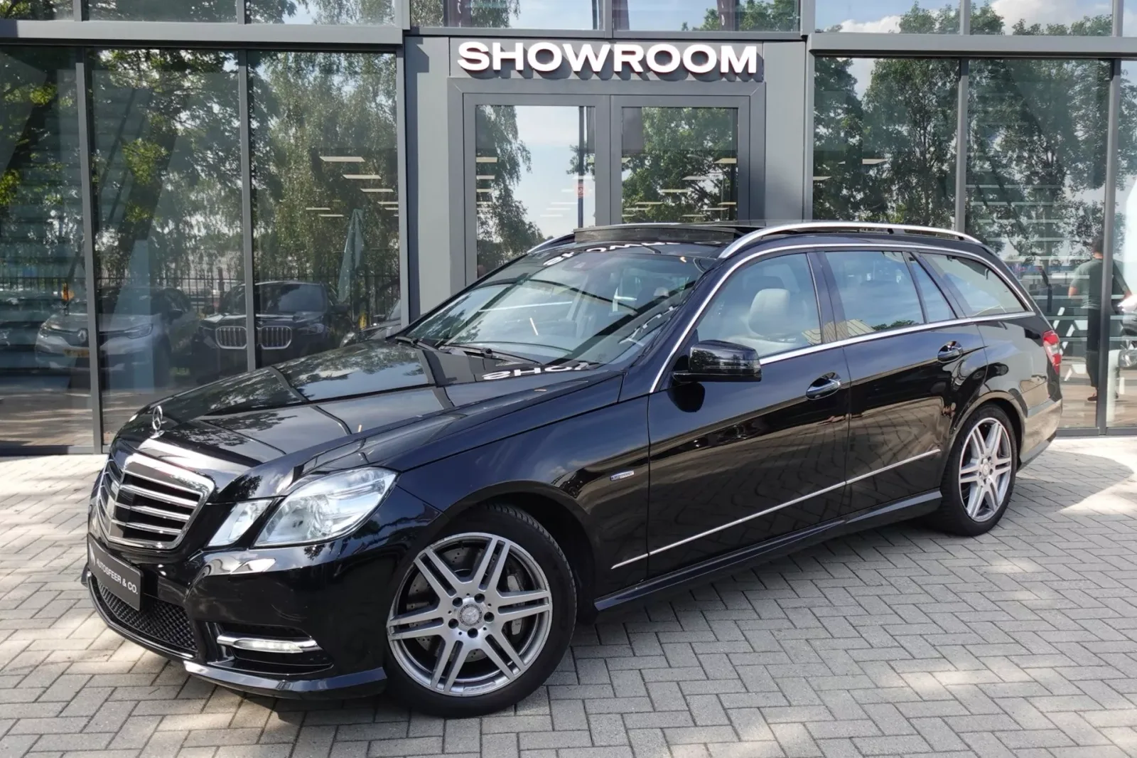 Mercedes-Benz E-Klasse (2011) — foto 1