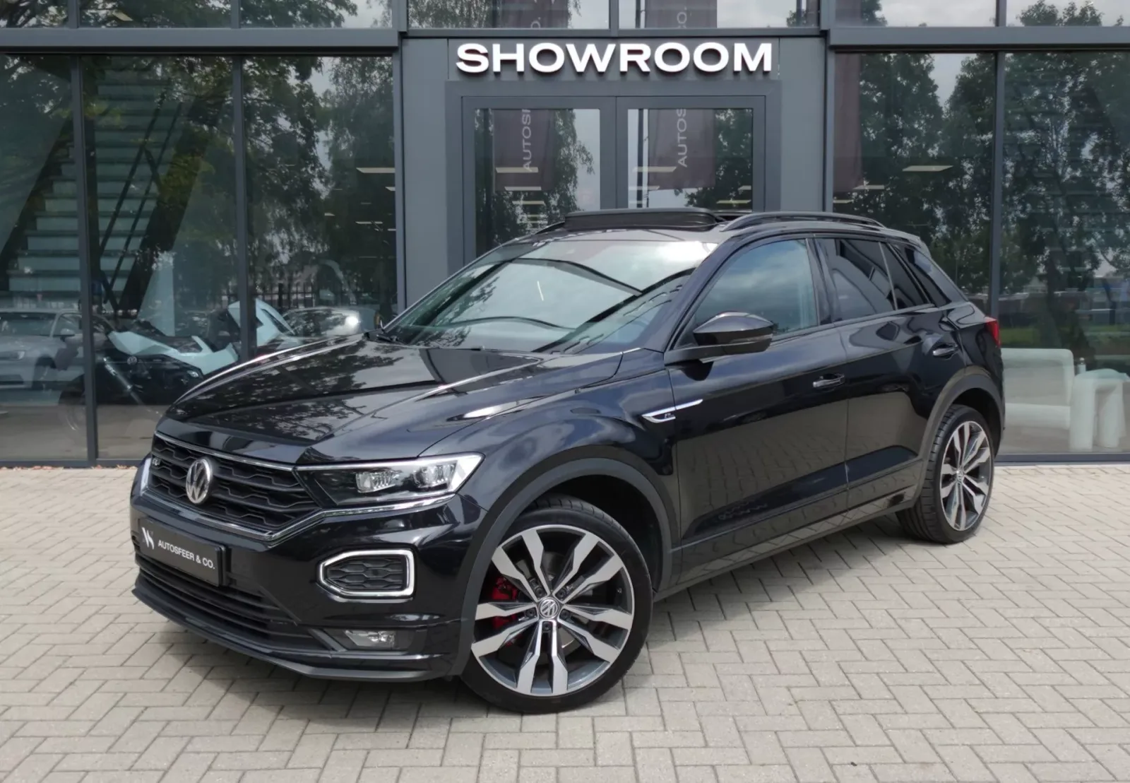 Volkswagen T-Roc (2020) — foto 1
