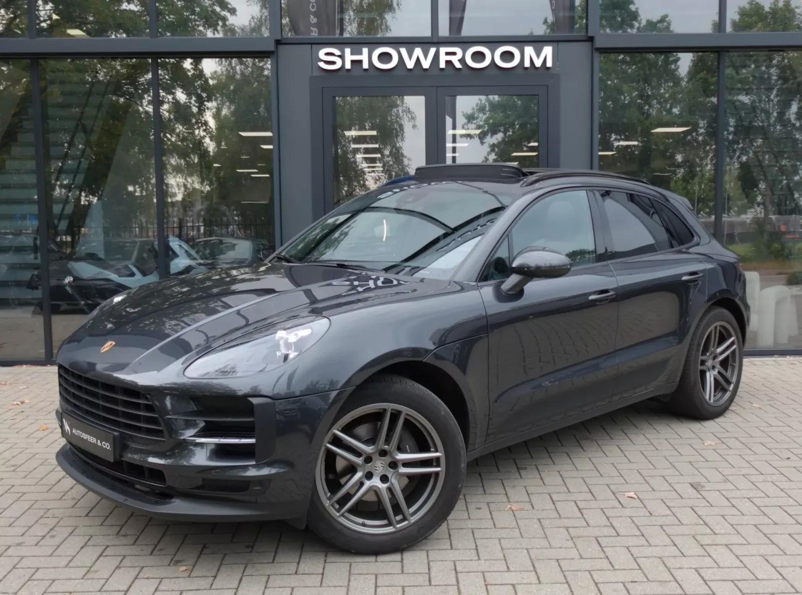 Porsche Macan (2020) — foto 1