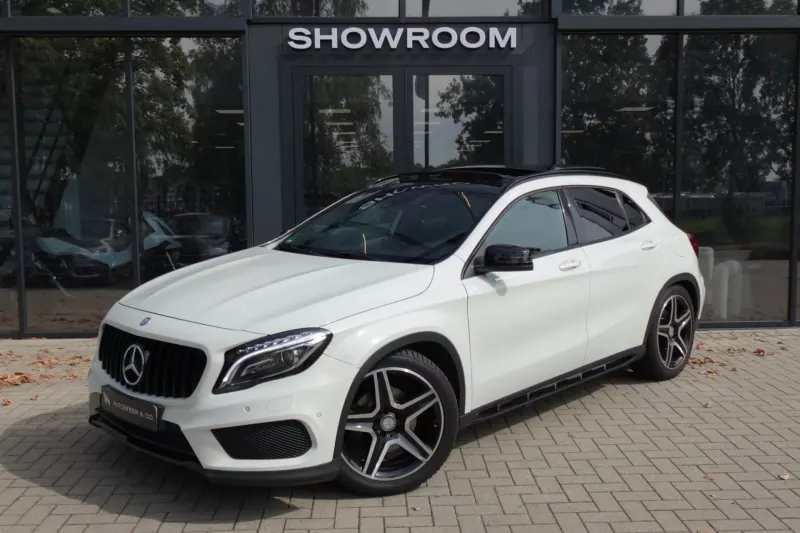 Mercedes-Benz GLA (2026)