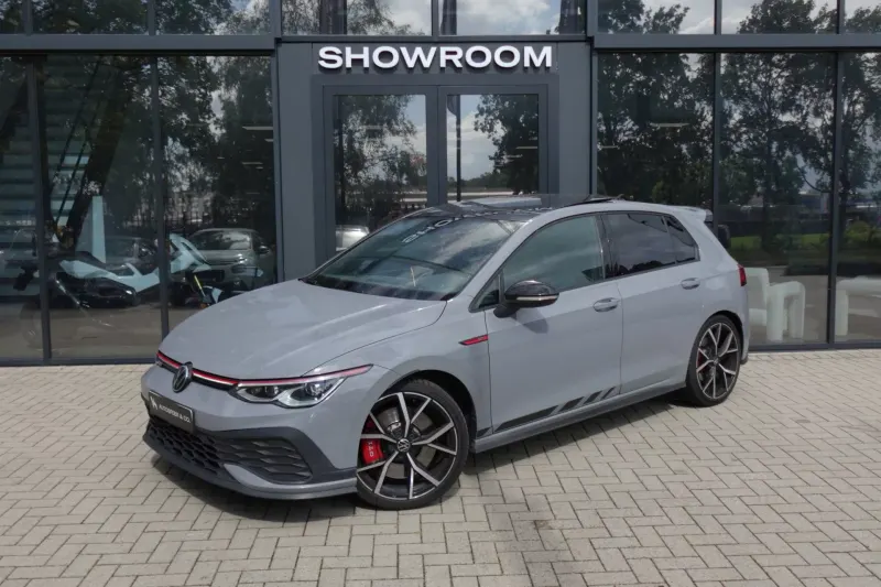 Volkswagen Golf (2022)