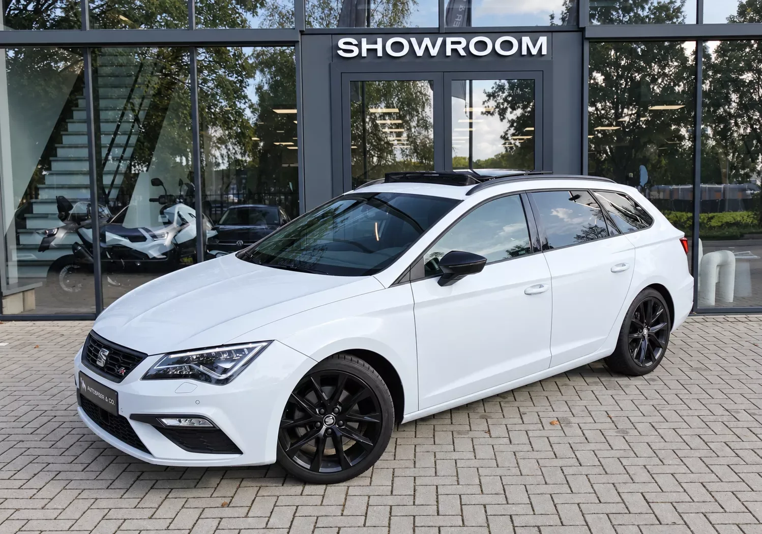 SEAT Leon (2020) — foto 1