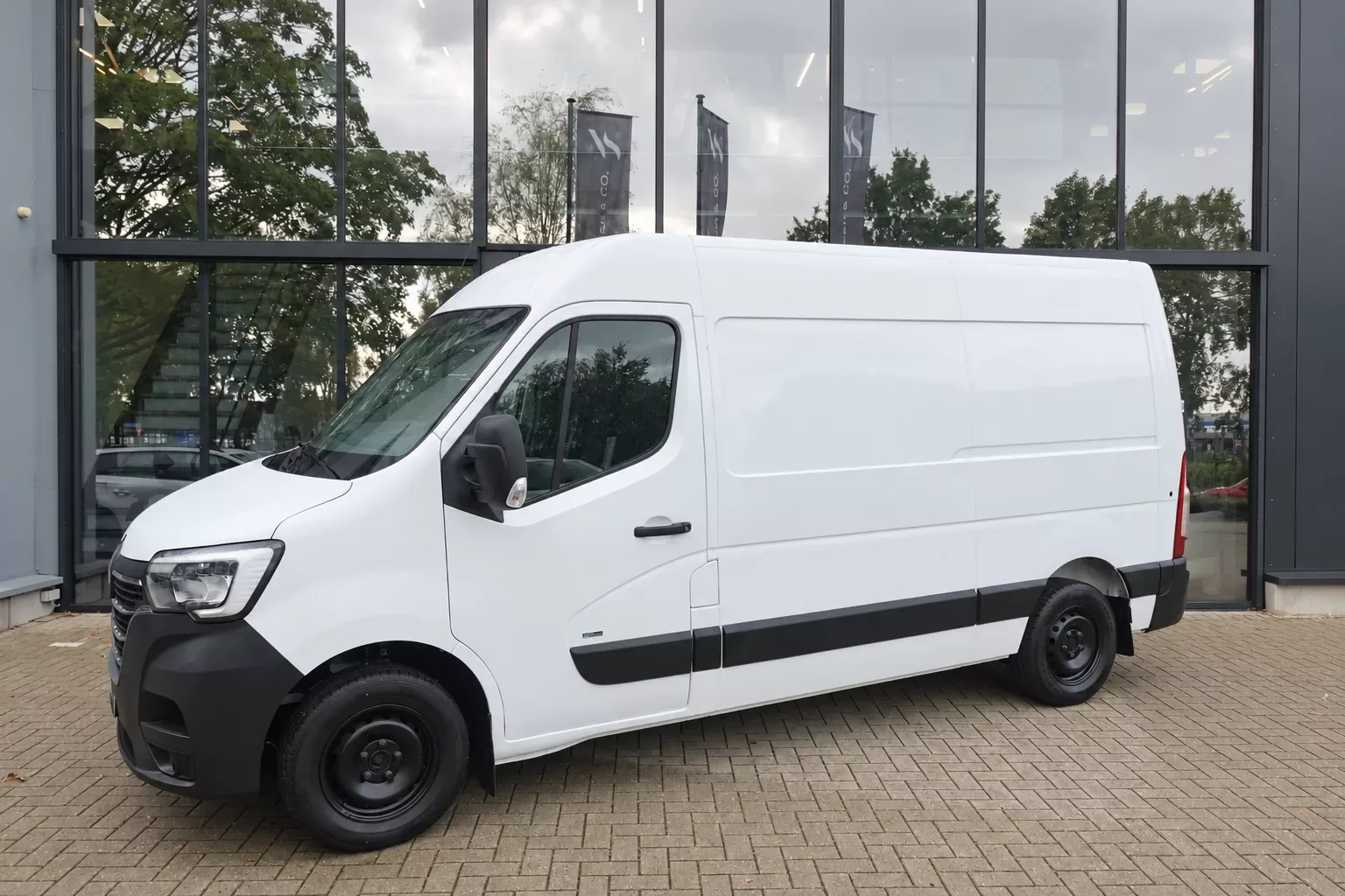 Renault Master (2020) — foto 1