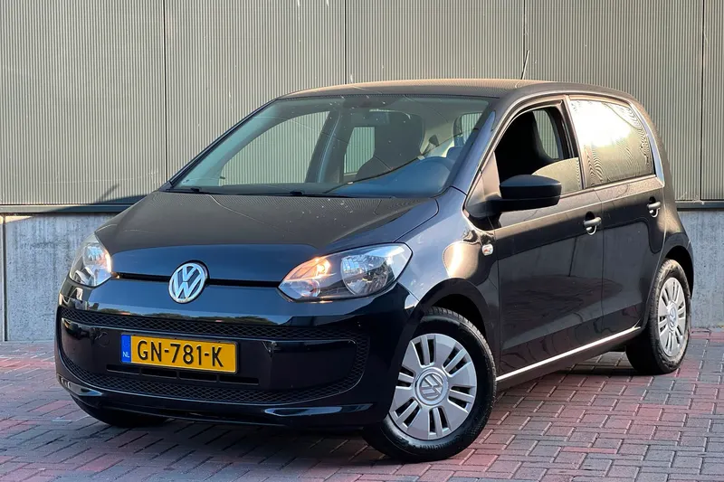Volkswagen Up! (2015)