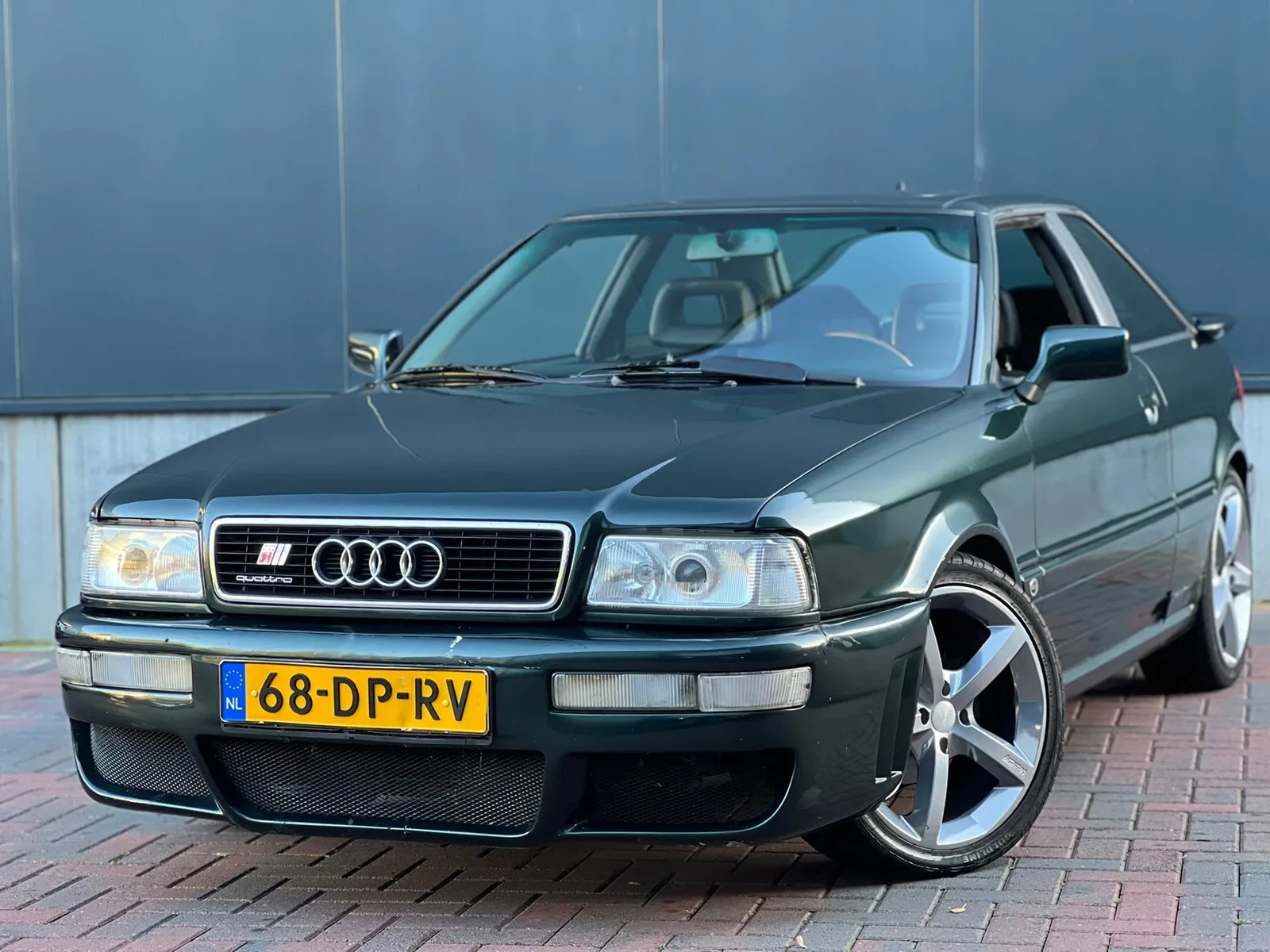 Audi Coupé (1991) — foto 1