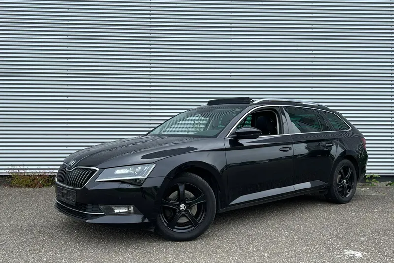 Škoda Superb (2017)