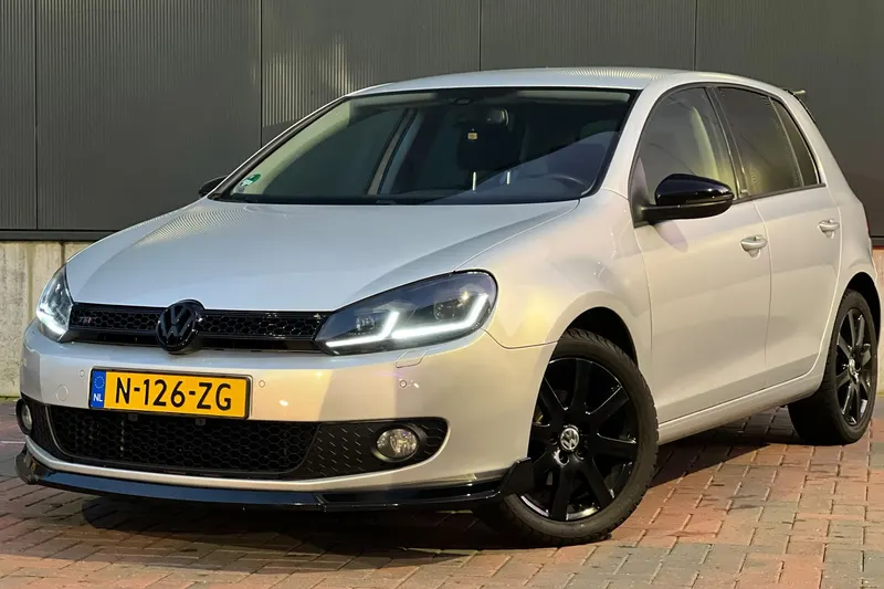 Volkswagen Golf (2012)