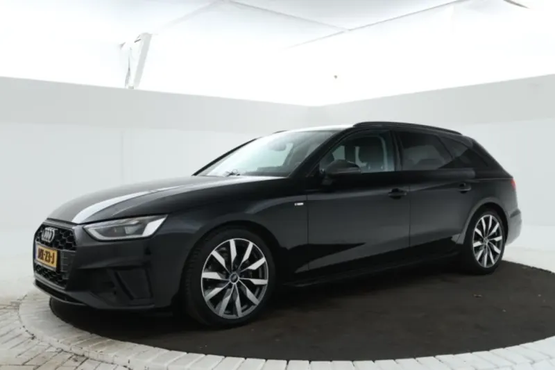 Audi A4 (2022)