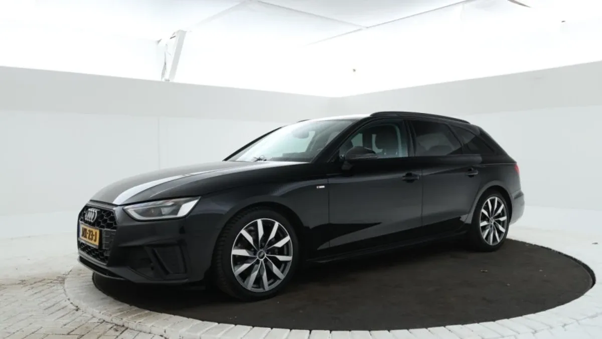 Audi A4 (2022) — foto 1