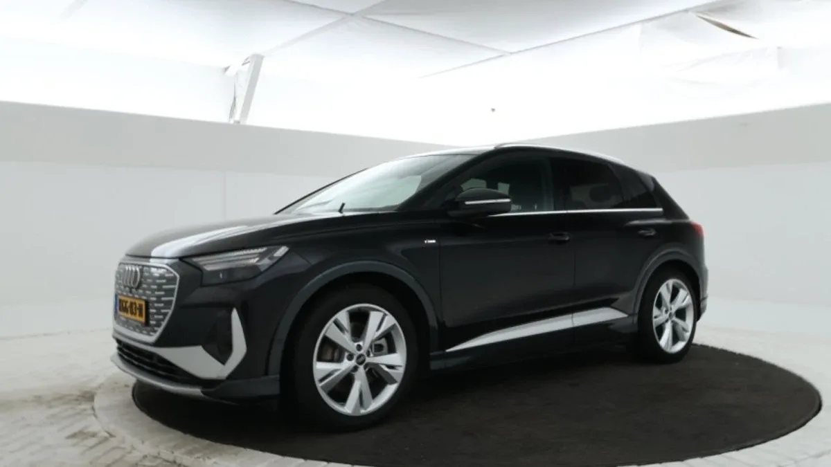 Audi Q4 e-tron (2023) — foto 1