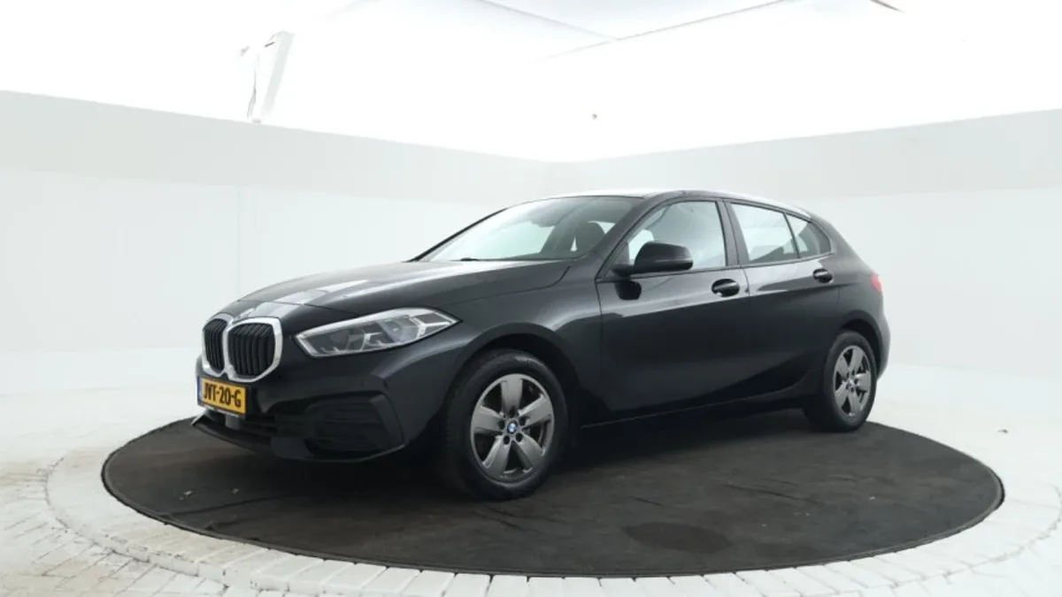 BMW 1-Serie (2021) — foto 1