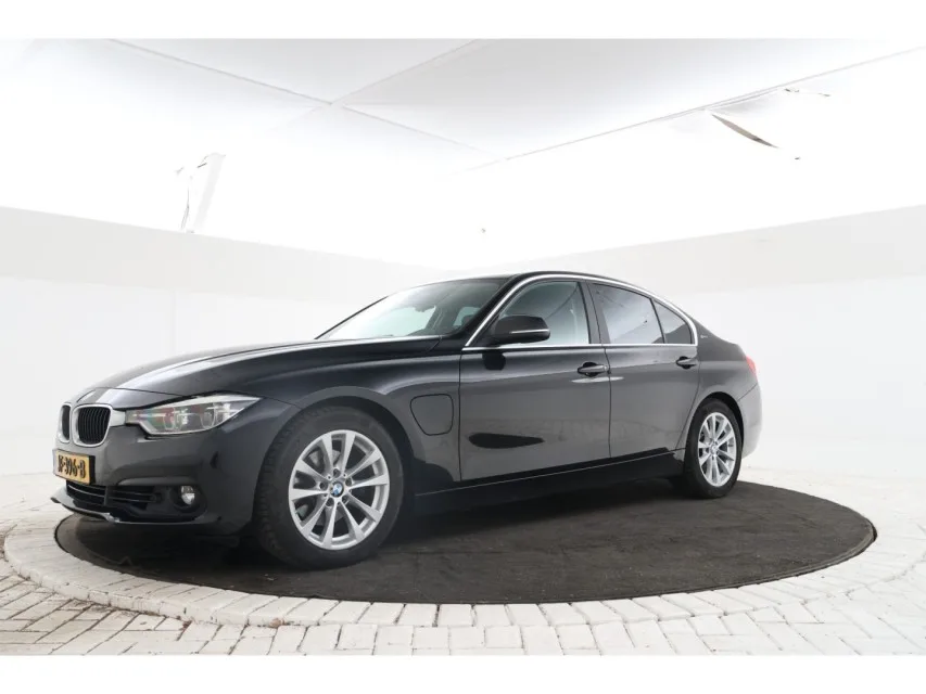 BMW 3-Serie (2016) — foto 1