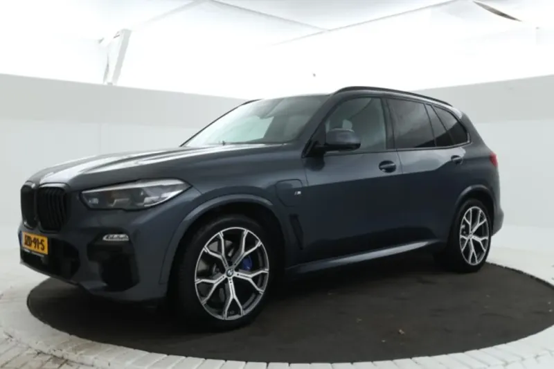 BMW X5 (2020)