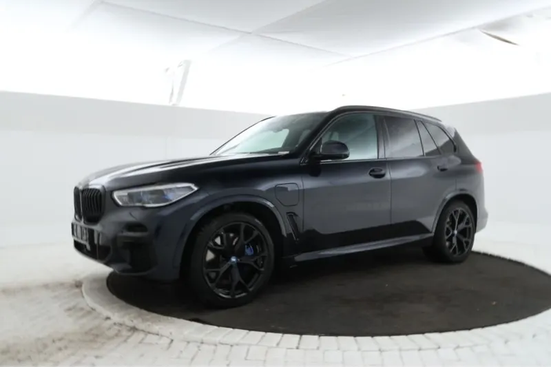 BMW X5 (2022)
