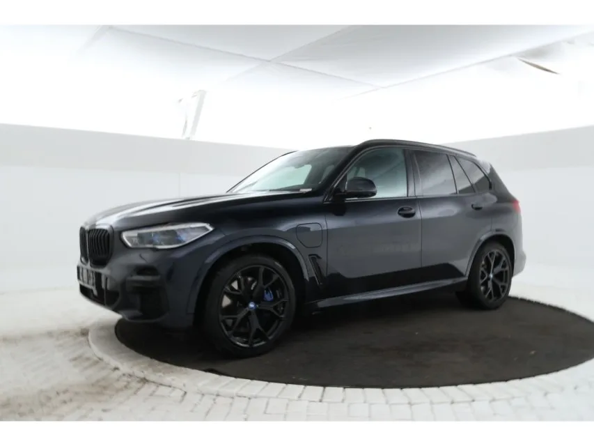 BMW X5 (2022) — foto 1