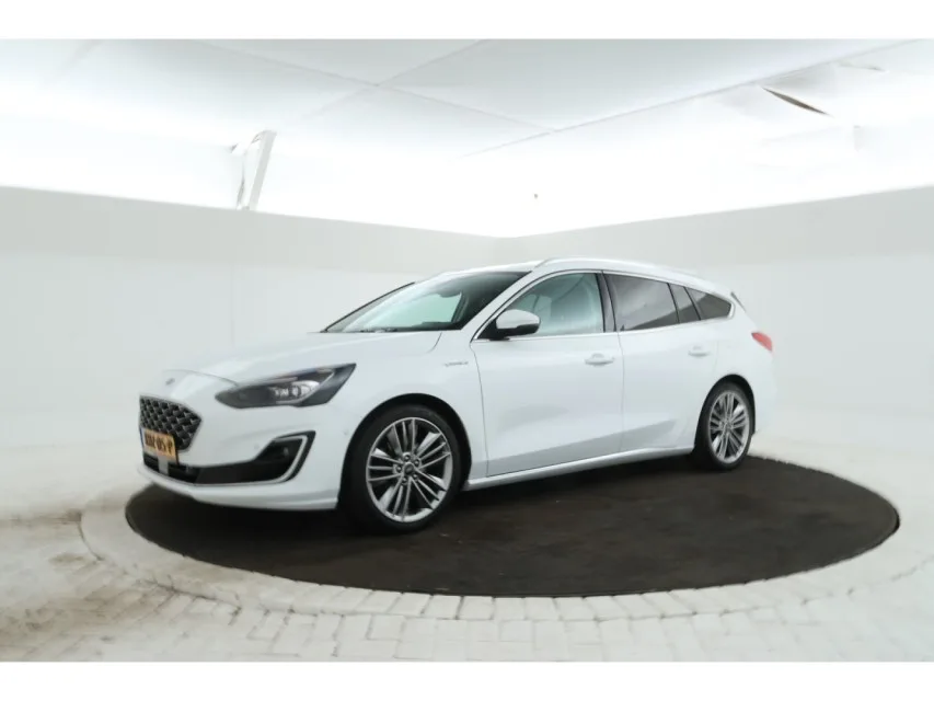 Ford Focus (2020) — foto 1