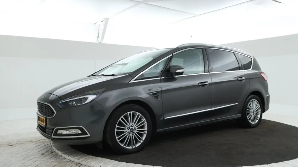 Ford S-Max (2022) — foto 1