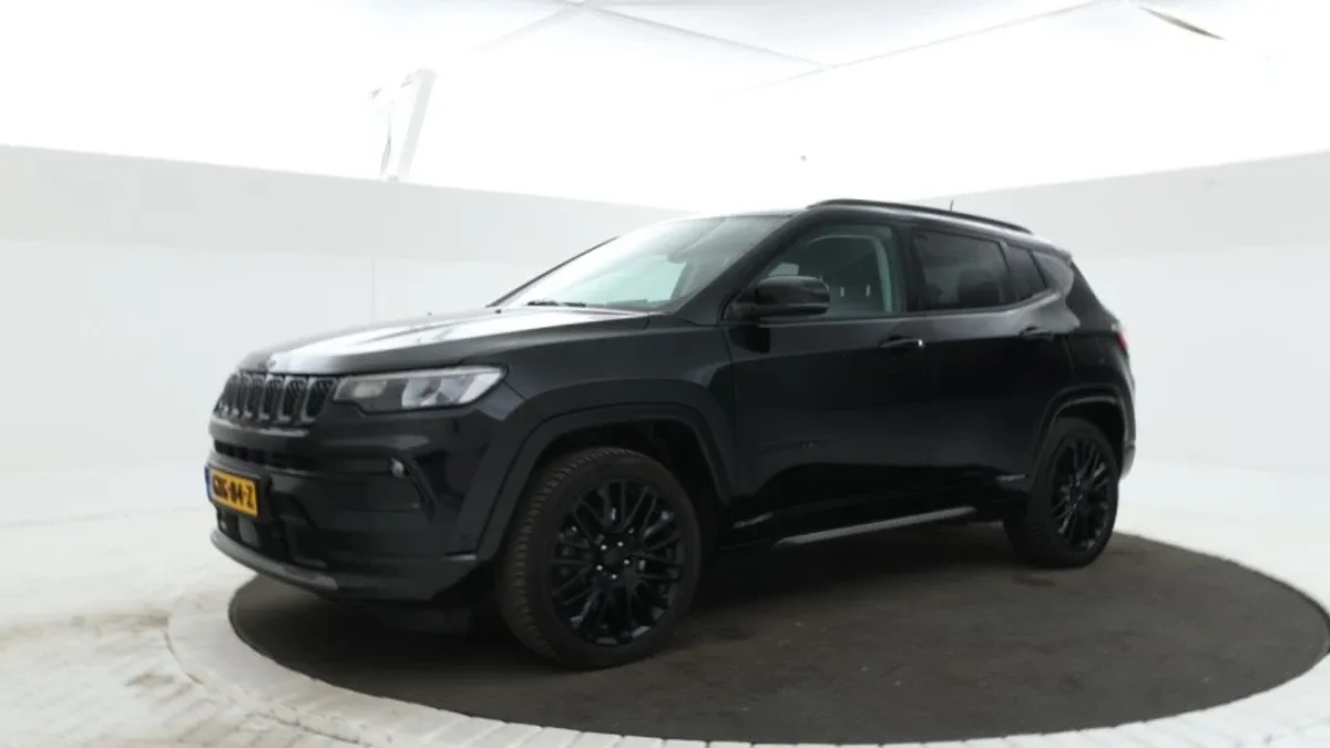 Jeep Compass (2022) — foto 1