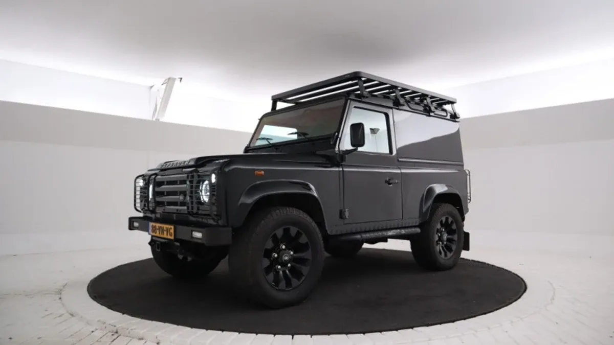 Land Rover Defender (2000) — foto 1