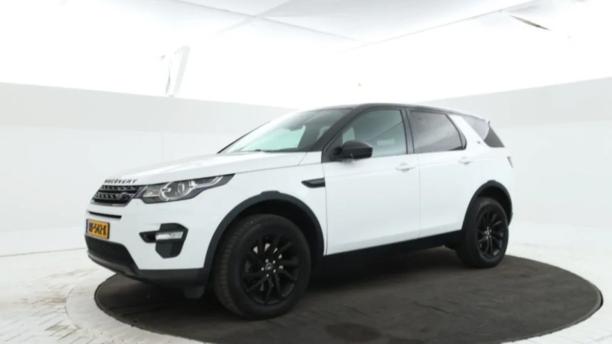 Land Rover Discovery Sport (2017) — foto 1