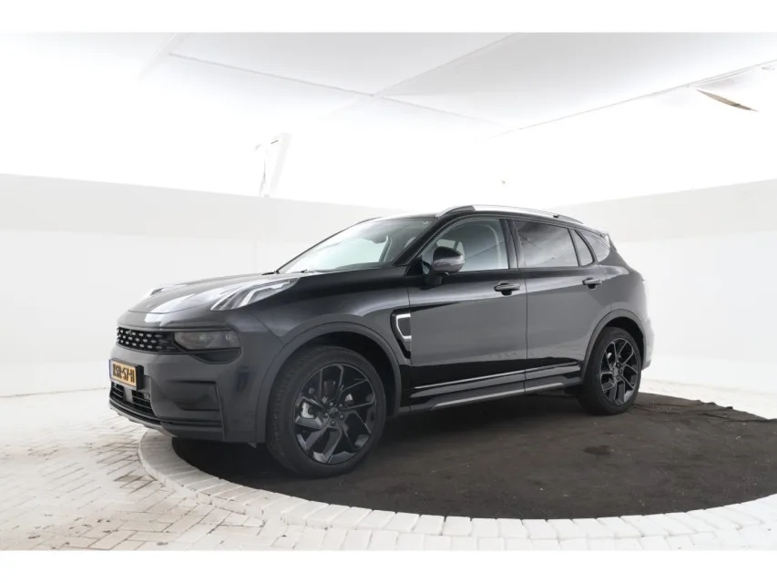 Lynk & Co 01 (2022) — foto 1