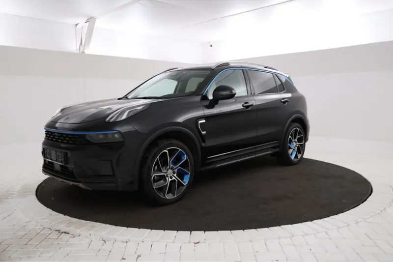 Lynk & Co 01 (2022)