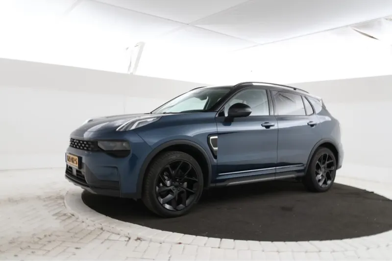 Lynk & Co 01 (2023)