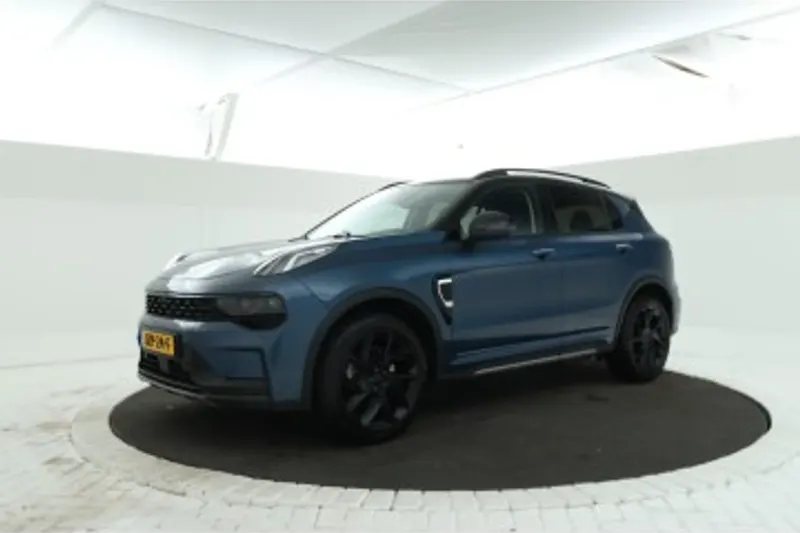 Lynk & Co 01 (2023)