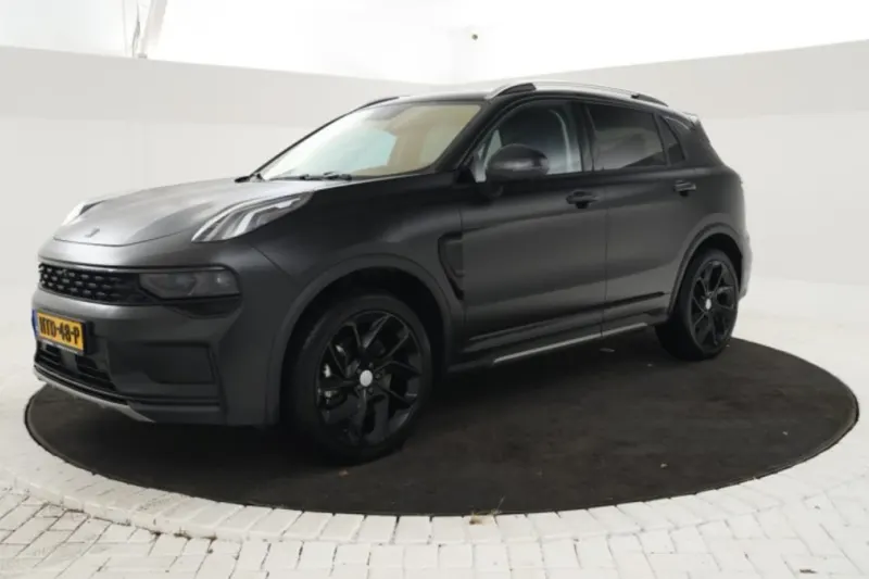 Lynk & Co 01 (2022)