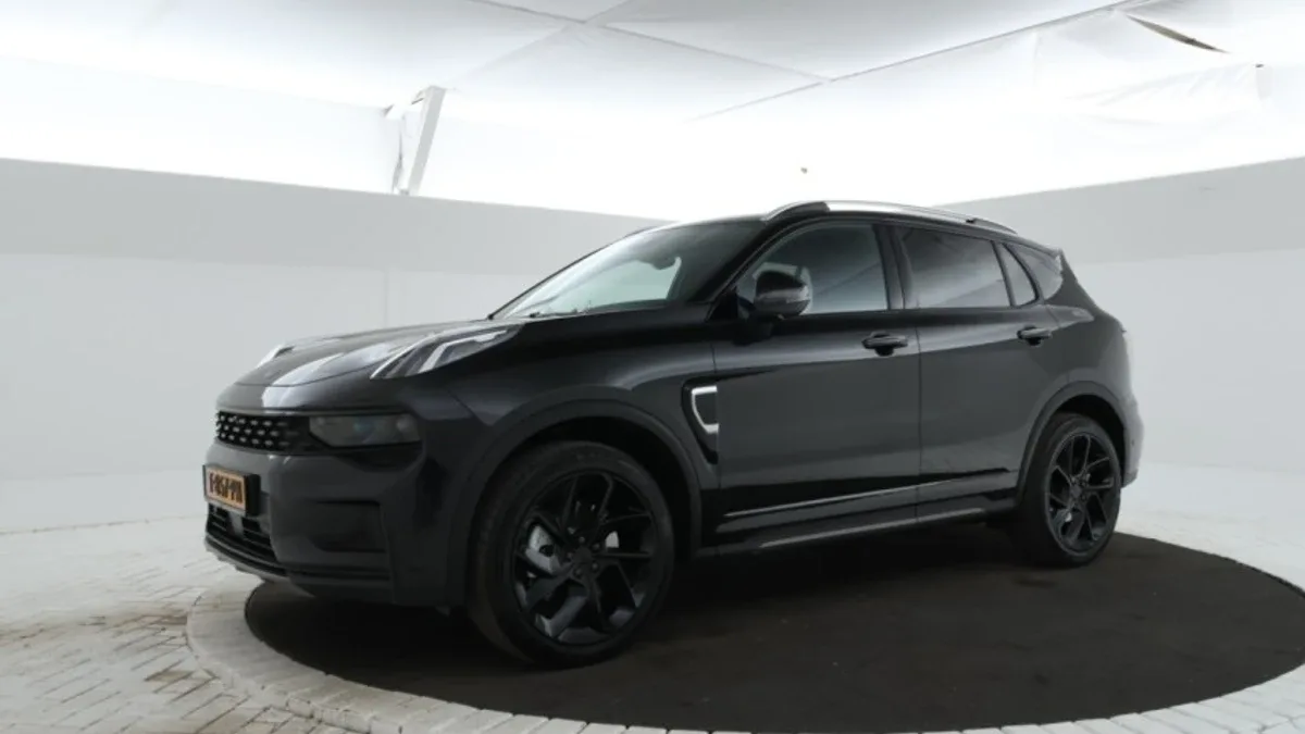 Lynk & Co 01 (2023) — foto 1
