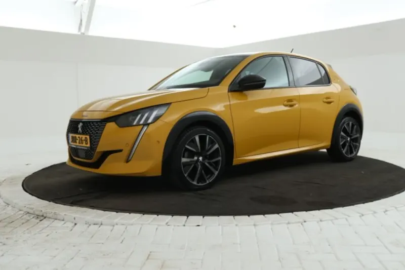 Peugeot 208 (2022)