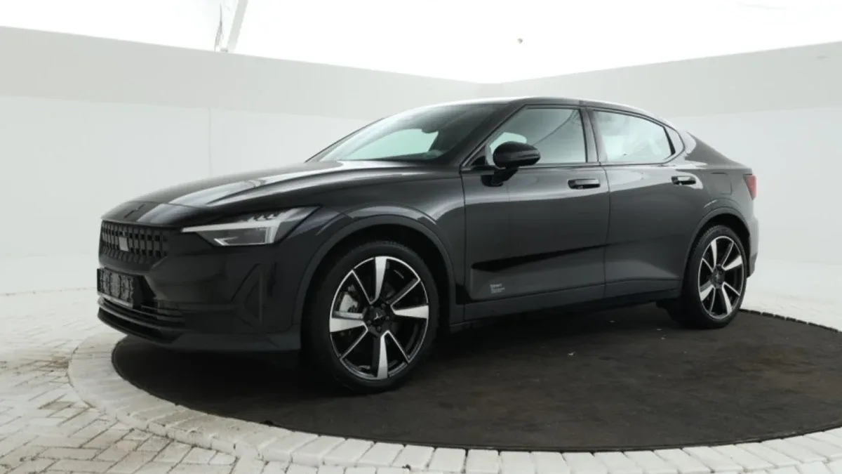 Polestar 2 (2023) — foto 1