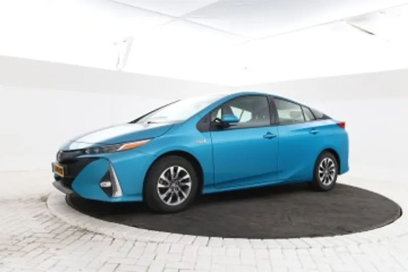Toyota Prius (2022)