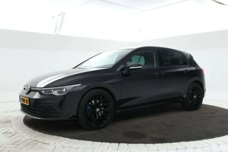 Volkswagen Golf (2020)