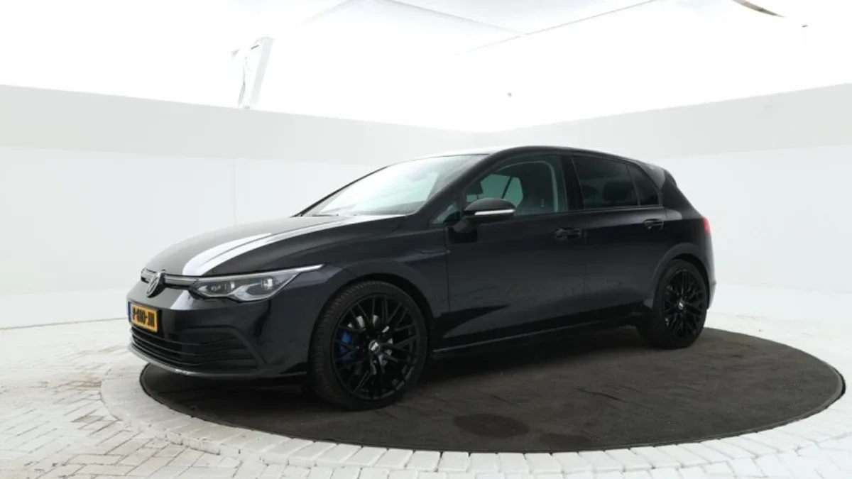 Volkswagen Golf (2020) — foto 1