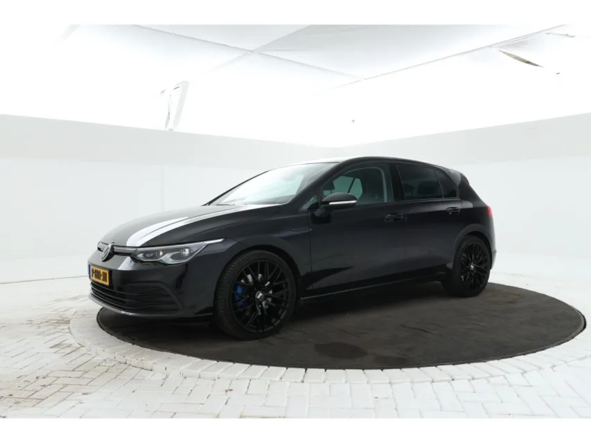 Volkswagen Golf (2020) — foto 1