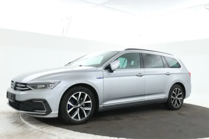 Volkswagen Passat (2022)
