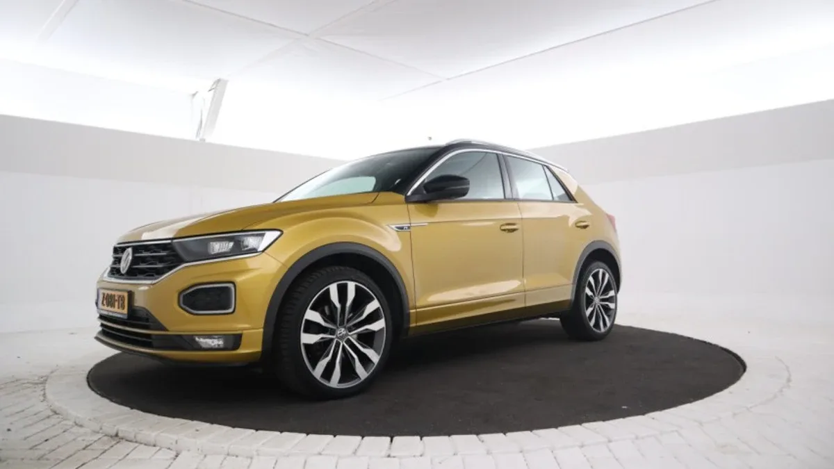 Volkswagen T-Roc (2019) — foto 1