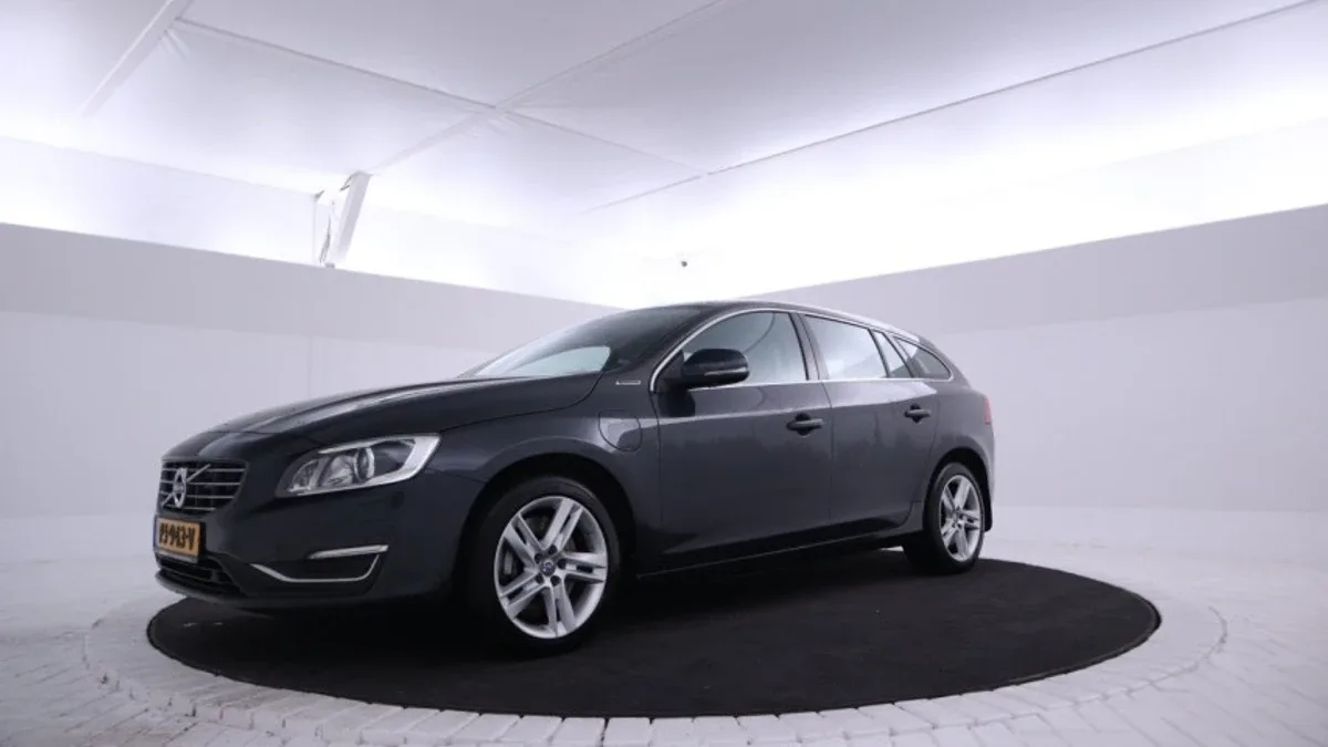 Volvo V60 (2016) — foto 1