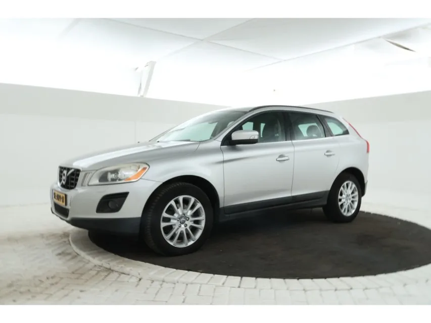 Volvo XC60 (2008) — foto 1
